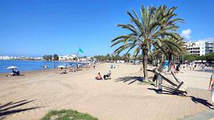 47 - Rosas - Paseo Maritime et Plage Nova